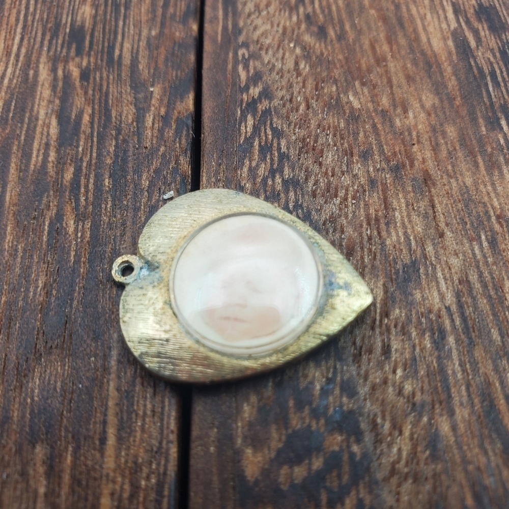 Heart photo pendant